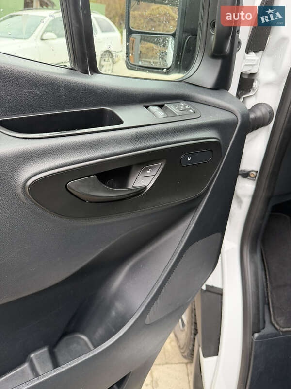 Микроавтобус Mercedes-Benz Sprinter 2018 в Сваляве