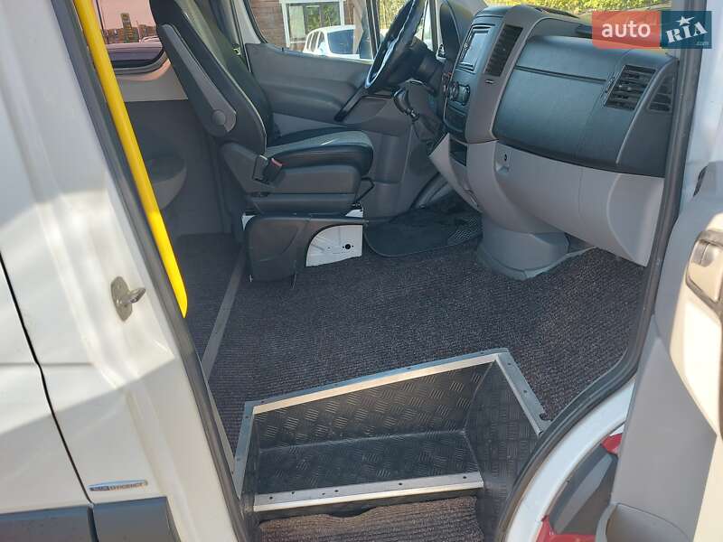 Мікроавтобус Mercedes-Benz Sprinter 2012 в Борисполі фото 17 Мікроавтобус Mercedes-Benz Sprinter 2012 в Борисполі