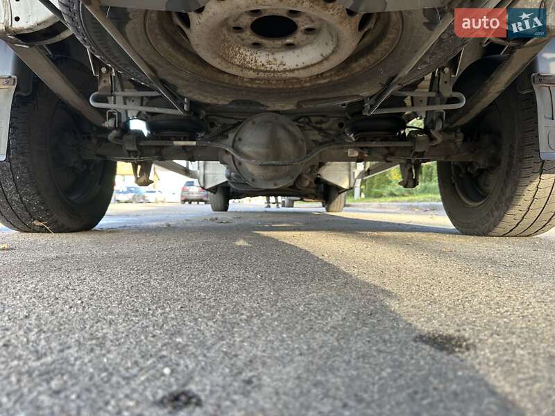 Вантажний фургон Mercedes-Benz Sprinter 2017 в Києві фото 9 Вантажний фургон Mercedes-Benz Sprinter 2017 в Києві