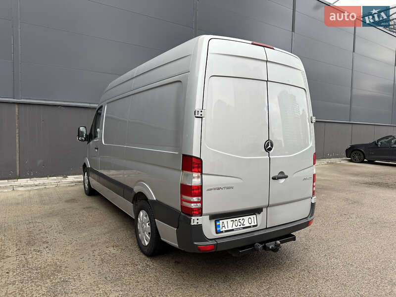 Грузовой фургон Mercedes-Benz Sprinter 2014 в Бородянке