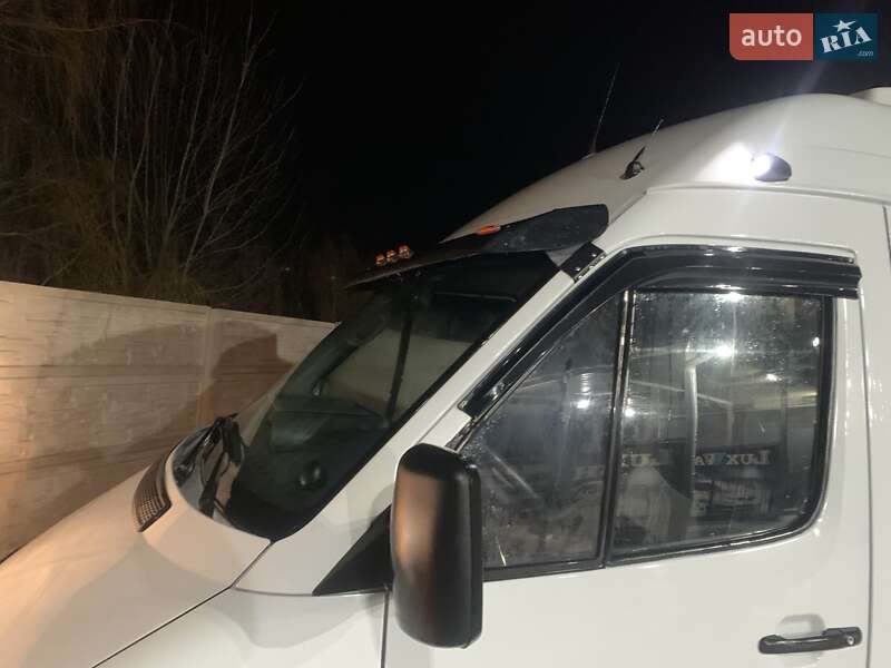 Грузопассажирский фургон Mercedes-Benz Sprinter 2005 в Луцке фото 9 Грузопассажирский фургон Mercedes-Benz Sprinter 2005 в Луцке