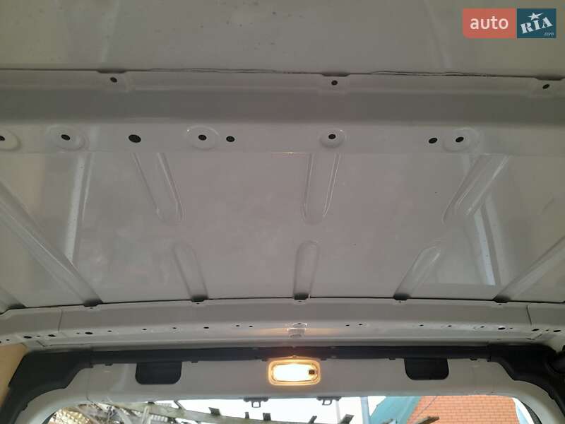 Вантажний фургон Mercedes-Benz Sprinter 2020 в Запоріжжі фото 38 Вантажний фургон Mercedes-Benz Sprinter 2020 в Запоріжжі