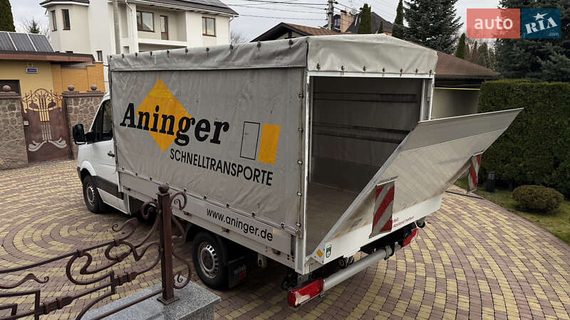 Тентований Mercedes-Benz Sprinter 2012 в Стоянці