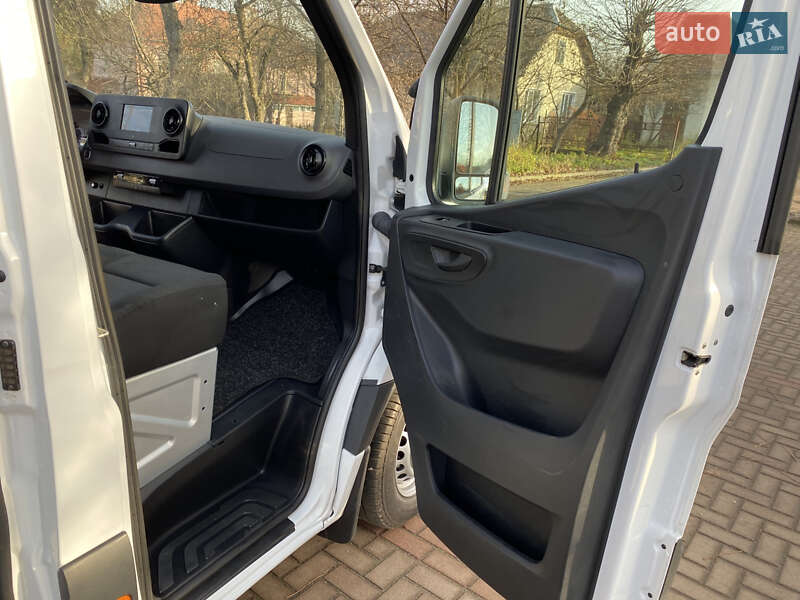 Грузовой фургон Mercedes-Benz Sprinter 2020 в Калуше