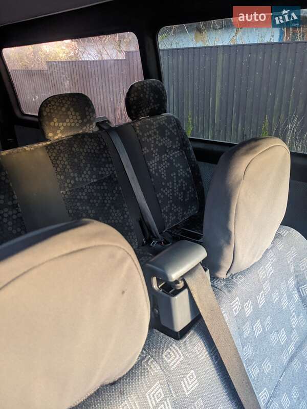 Мінівен Mercedes-Benz Sprinter 2004 в Комарному