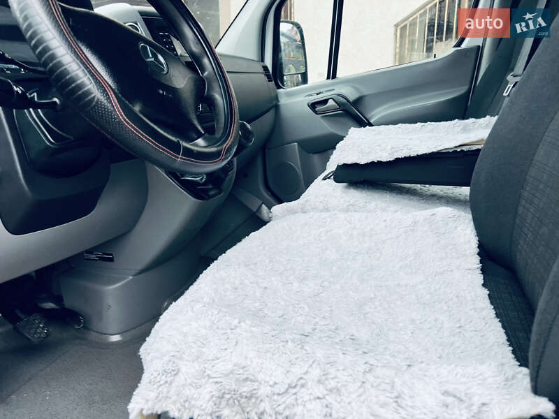 Вантажний фургон Mercedes-Benz Sprinter 2016 в Тячеві фото 10 Вантажний фургон Mercedes-Benz Sprinter 2016 в Тячеві