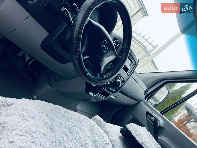 Вантажний фургон Mercedes-Benz Sprinter 2016 в Тячеві фото 17 Вантажний фургон Mercedes-Benz Sprinter 2016 в Тячеві