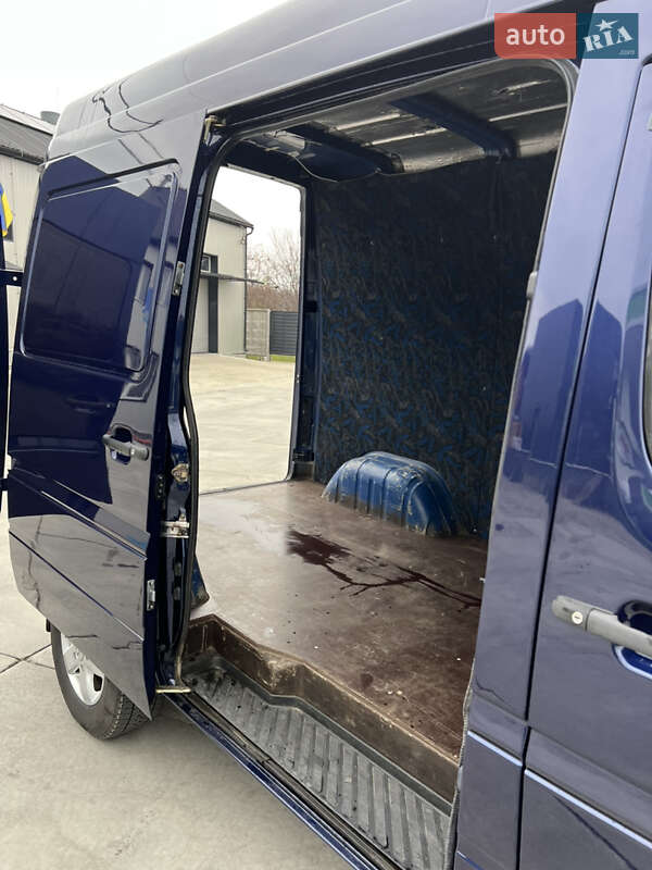 Микроавтобус грузовой (до 3,5т) Mercedes-Benz Sprinter 2005 в Белой Церкви