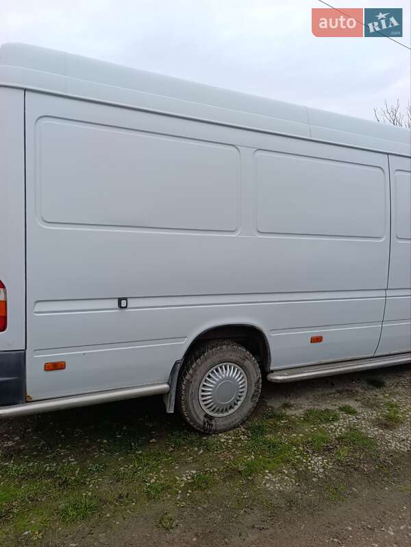 Вантажний фургон Mercedes-Benz Sprinter 1999 в Тлумачі фото 3 Вантажний фургон Mercedes-Benz Sprinter 1999 в Тлумачі