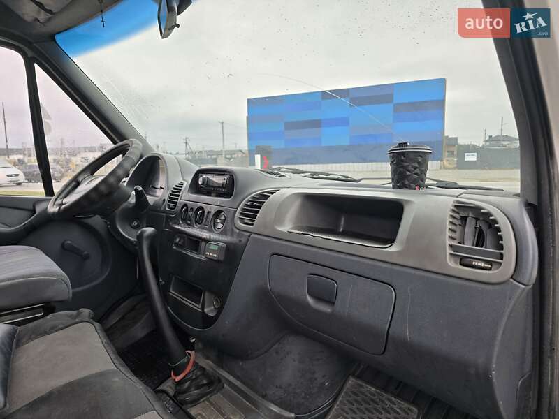 Грузопассажирский фургон Mercedes-Benz Sprinter 1997 в Львове