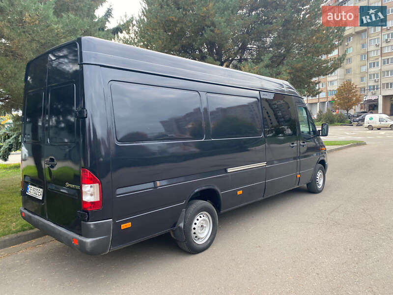 Вантажний фургон Mercedes-Benz Sprinter 2005 в Івано-Франківську