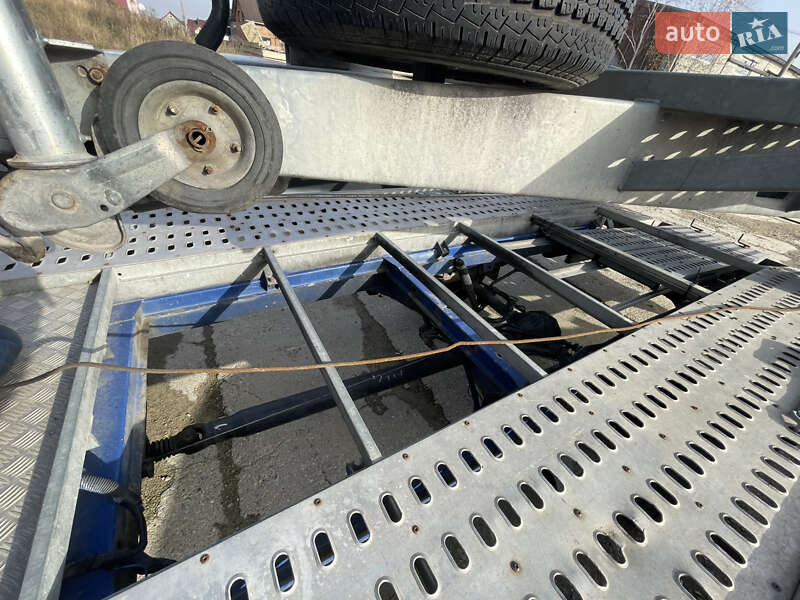 Эвакуатор Mercedes-Benz Sprinter 2004 в Ивано-Франковске