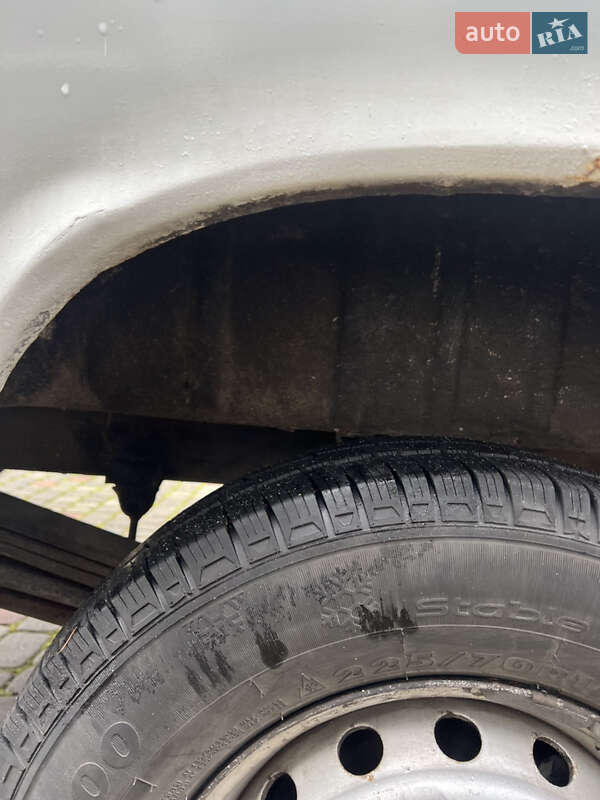 Грузовой фургон Mercedes-Benz Sprinter 1999 в Львове