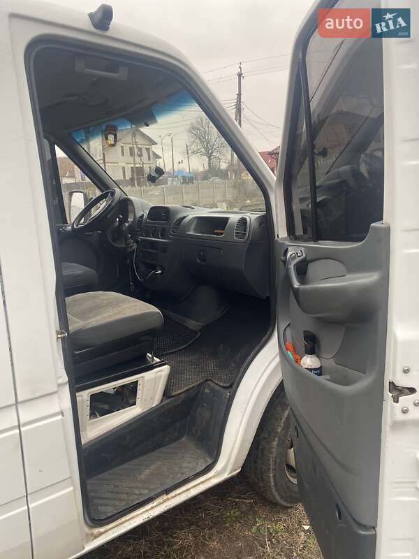 Борт Mercedes-Benz Sprinter 2005 в Любарі