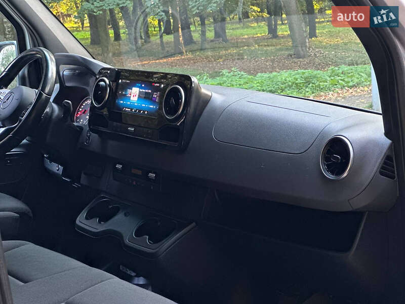 Мікроавтобус вантажний (до 3,5т) Mercedes-Benz Sprinter 2018 в Чернівцях фото 25 Мікроавтобус вантажний (до 3,5т) Mercedes-Benz Sprinter 2018 в Чернівцях