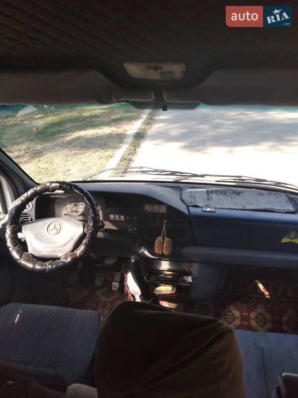 Микроавтобус Mercedes-Benz Sprinter 2000 в Запорожье фото 4 Микроавтобус Mercedes-Benz Sprinter 2000 в Запорожье