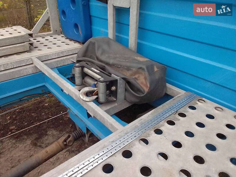 Эвакуатор Mercedes-Benz Sprinter 2002 в Гребенках фото 8 Эвакуатор Mercedes-Benz Sprinter 2002 в Гребенках