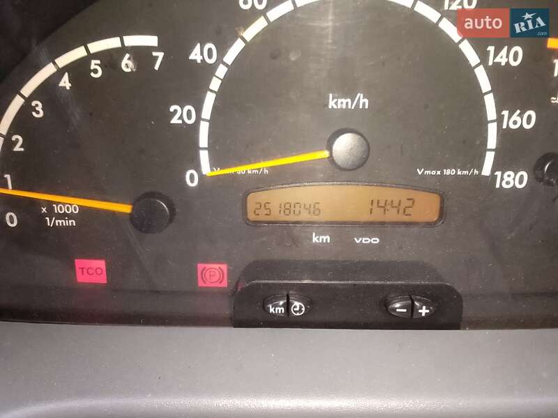 Эвакуатор Mercedes-Benz Sprinter 2002 в Гребенках фото 17 Эвакуатор Mercedes-Benz Sprinter 2002 в Гребенках