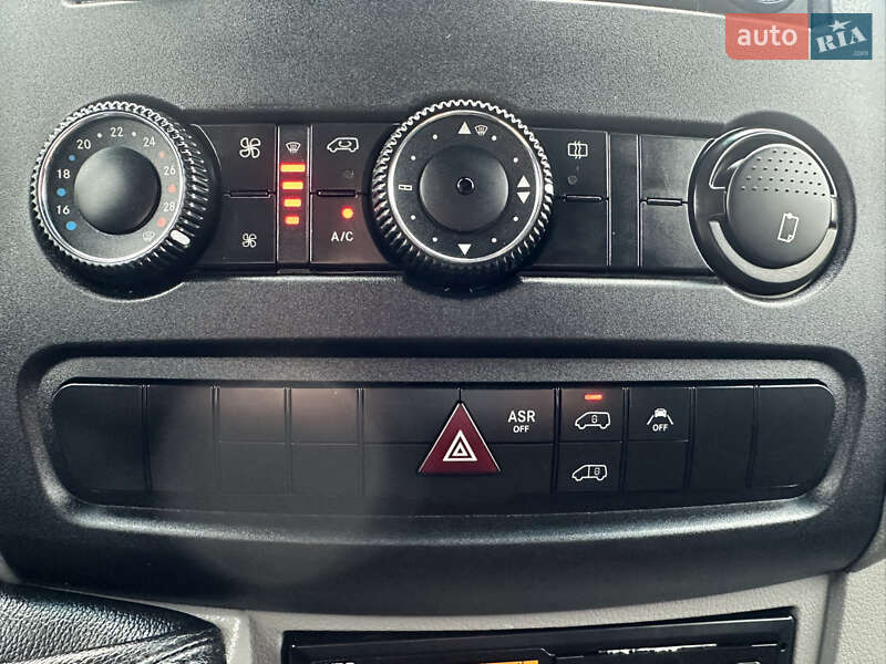 Грузовой фургон Mercedes-Benz Sprinter 2016 в Бердичеве