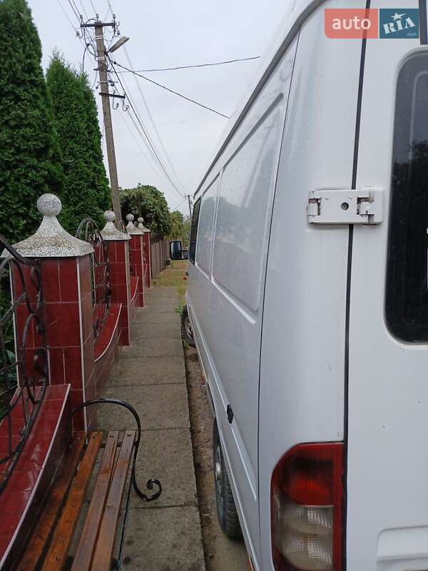 Микроавтобус Mercedes-Benz Sprinter 2005 в Иршаве фото 3 Микроавтобус Mercedes-Benz Sprinter 2005 в Иршаве