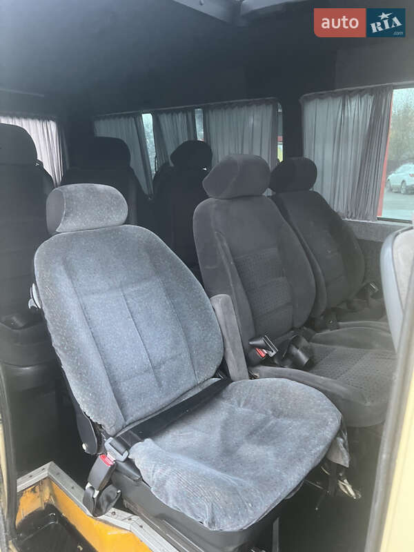 Мінівен Mercedes-Benz Sprinter 2005 в Чернівцях фото 7 Мінівен Mercedes-Benz Sprinter 2005 в Чернівцях