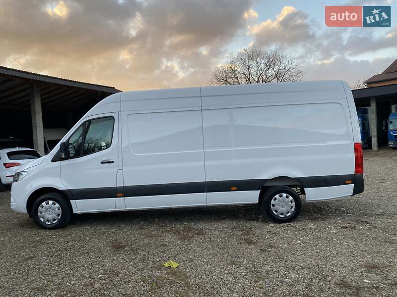 Грузовой фургон Mercedes-Benz Sprinter 2022 в Хусте