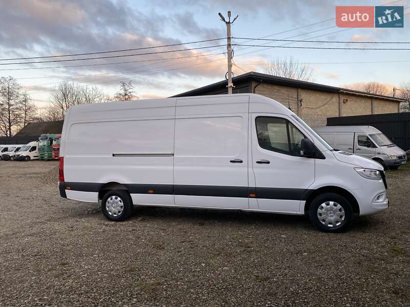 Грузовой фургон Mercedes-Benz Sprinter 2022 в Хусте
