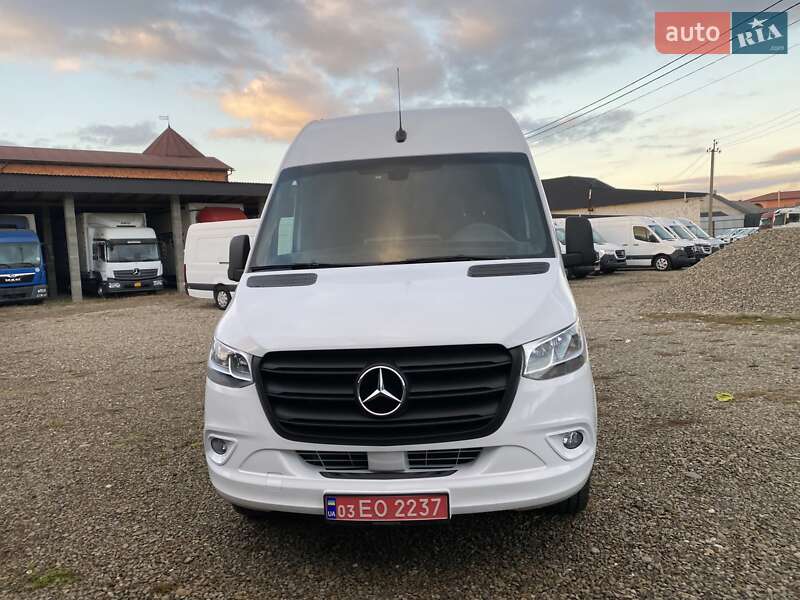Грузовой фургон Mercedes-Benz Sprinter 2022 в Хусте