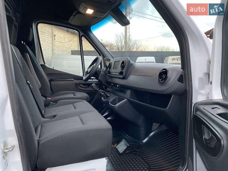 Грузовой фургон Mercedes-Benz Sprinter 2022 в Хусте