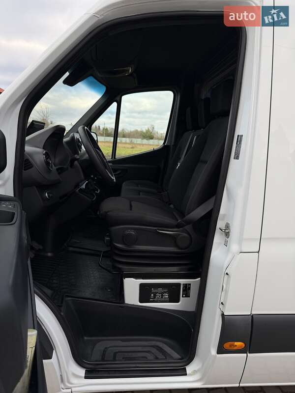 Грузовой фургон Mercedes-Benz Sprinter 2021 в Черновцах фото 27 Грузовой фургон Mercedes-Benz Sprinter 2021 в Черновцах