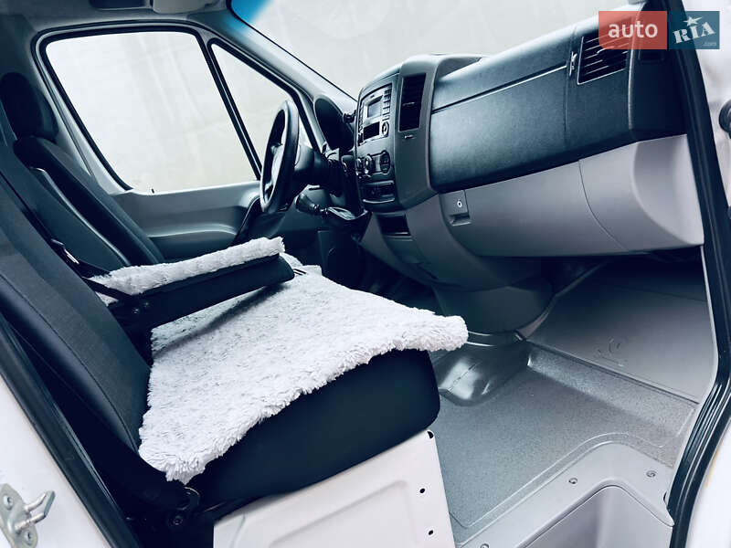 Грузовой фургон Mercedes-Benz Sprinter 2016 в Тячеве фото 12 Грузовой фургон Mercedes-Benz Sprinter 2016 в Тячеве