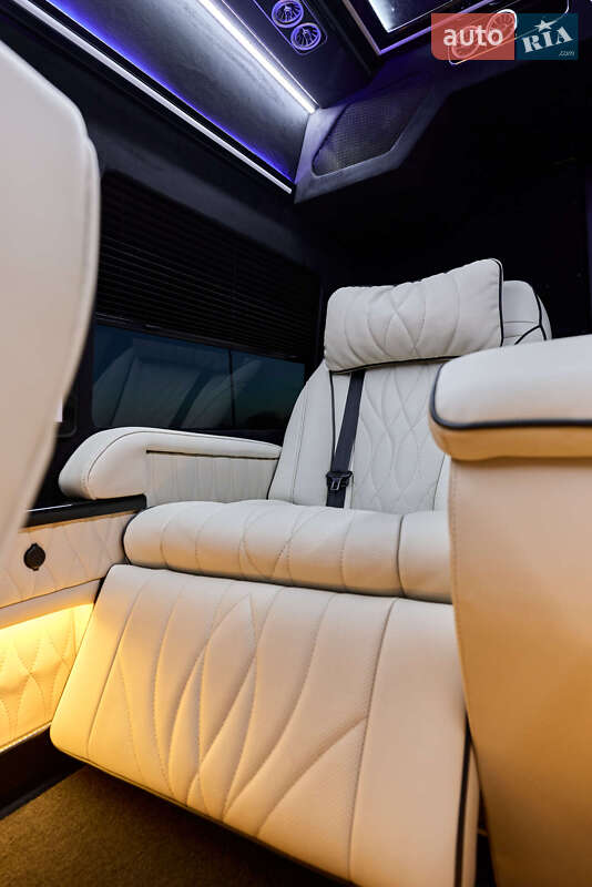 Минивэн Mercedes-Benz Sprinter 2018 в Ровно