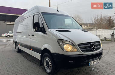 Грузовой фургон Mercedes-Benz Sprinter 2010 в Черновцах