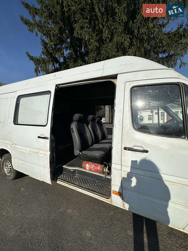 Грузопассажирский фургон Mercedes-Benz Sprinter 2003 в Виннице фото 39 Грузопассажирский фургон Mercedes-Benz Sprinter 2003 в Виннице