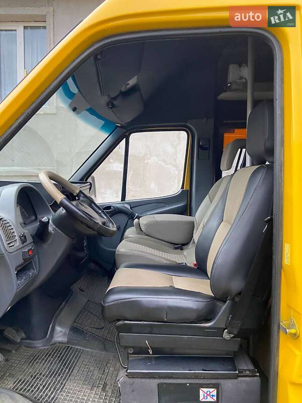 Микроавтобус Mercedes-Benz Sprinter 2003 в Черновцах фото 12 Микроавтобус Mercedes-Benz Sprinter 2003 в Черновцах