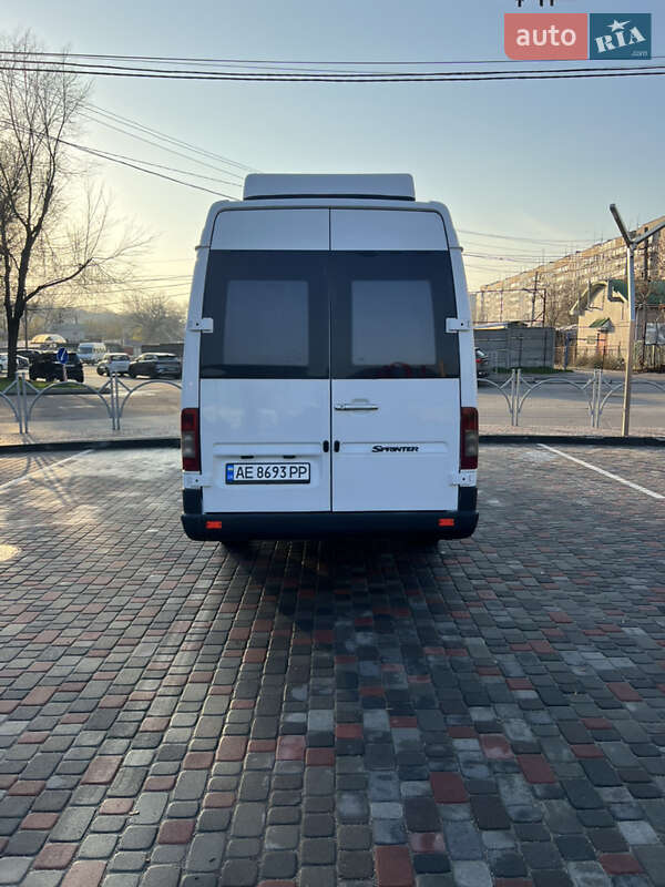 Туристический / Междугородний автобус Mercedes-Benz Sprinter 2005 в Днепре