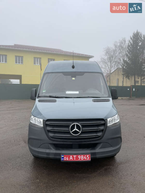 Вантажний фургон Mercedes-Benz Sprinter 2020 в Житомирі