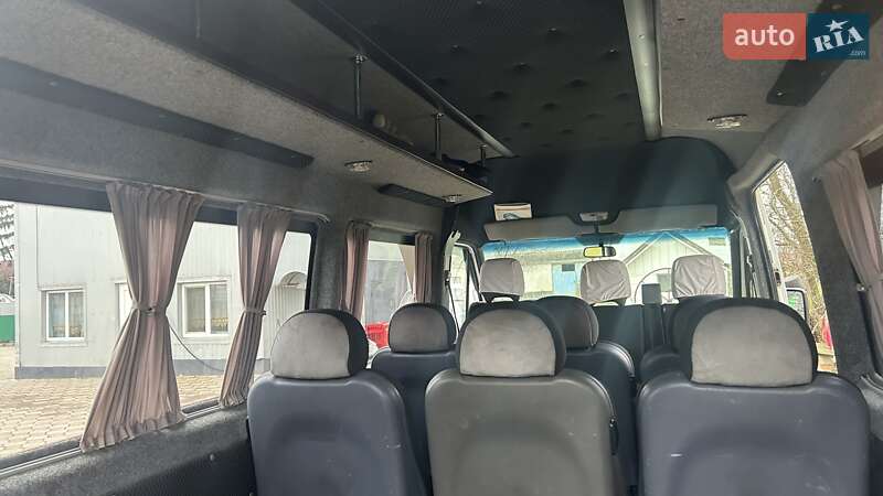 Седан Mercedes-Benz Sprinter 2006 в Черновцах