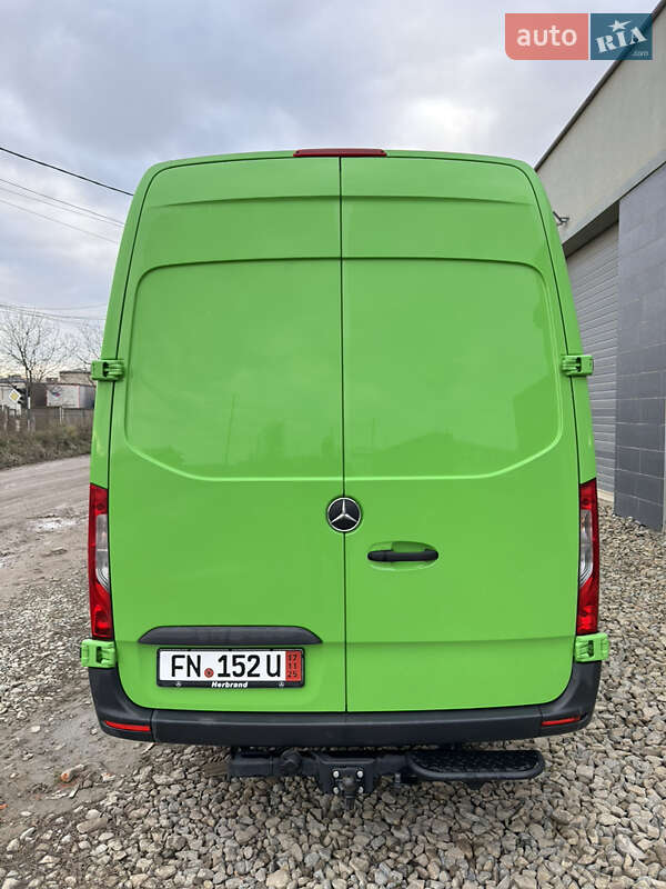 Вантажний фургон Mercedes-Benz Sprinter 2019 в Чернівцях