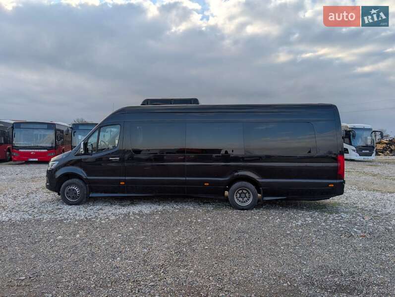 Туристичний / Міжміський автобус Mercedes-Benz Sprinter 2021 в Рівному