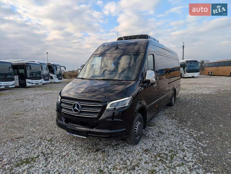 Туристичний / Міжміський автобус Mercedes-Benz Sprinter 2021 в Рівному