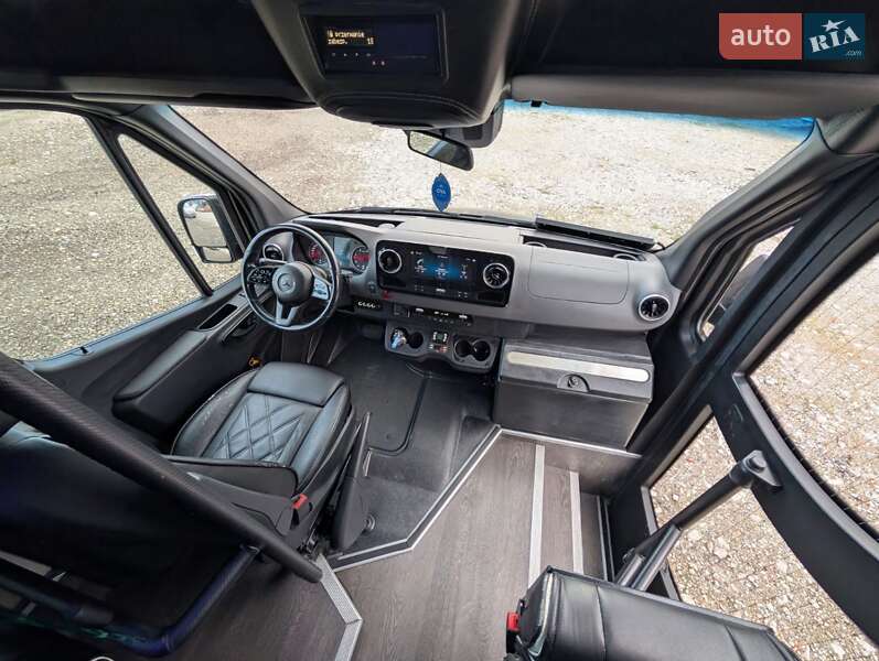 Туристичний / Міжміський автобус Mercedes-Benz Sprinter 2021 в Рівному