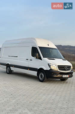 Микроавтобус грузовой (до 3,5т) Mercedes-Benz Sprinter 2016 в Черновцах