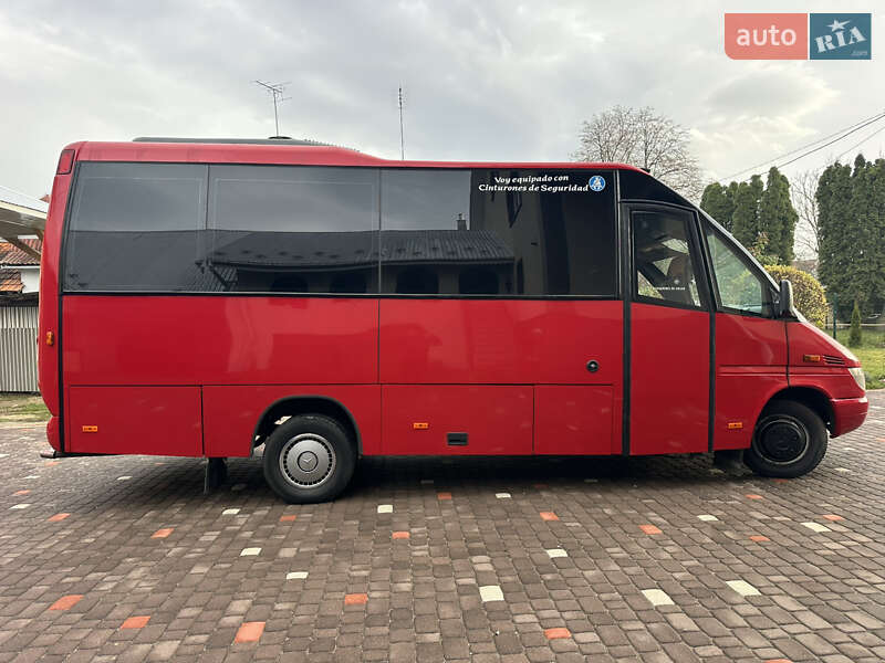 Туристический / Междугородний автобус Mercedes-Benz Sprinter 2004 в Коломые