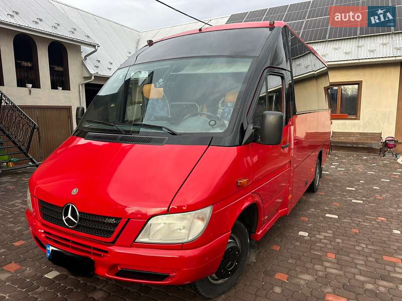 Туристический / Междугородний автобус Mercedes-Benz Sprinter 2004 в Коломые