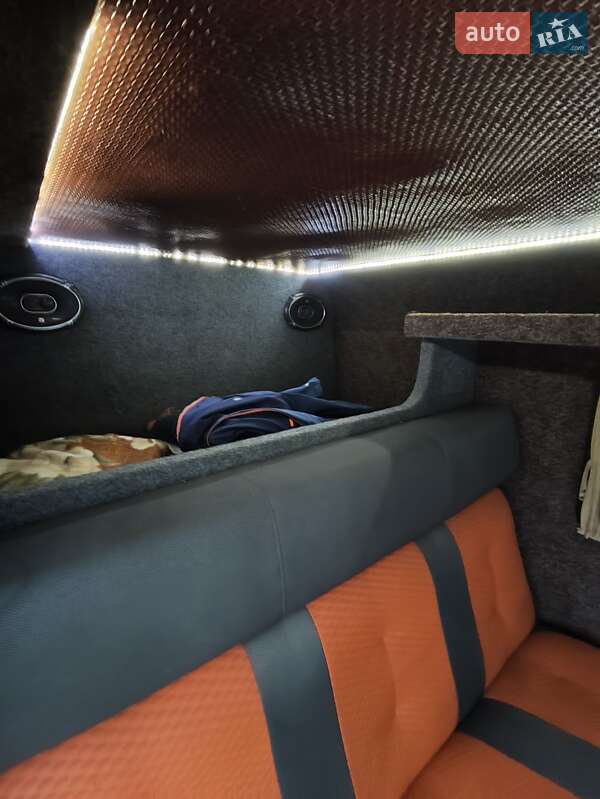 Грузопассажирский фургон Mercedes-Benz Sprinter 1997 в Каменец-Подольском