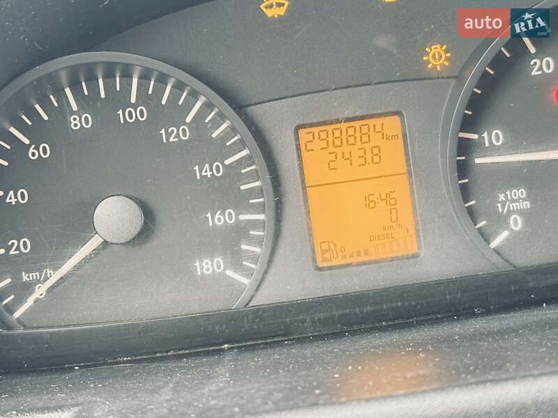 Вантажний фургон Mercedes-Benz Sprinter 2016 в Івано-Франківську