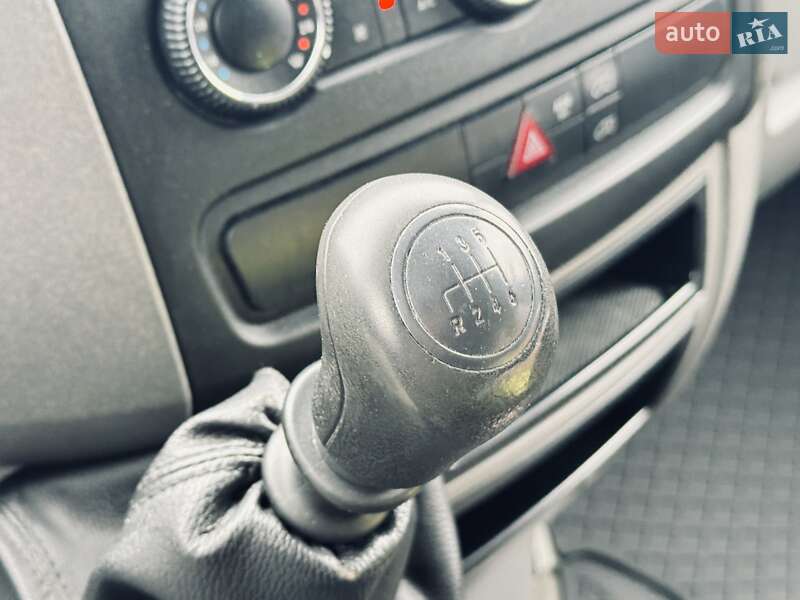 Вантажний фургон Mercedes-Benz Sprinter 2016 в Івано-Франківську