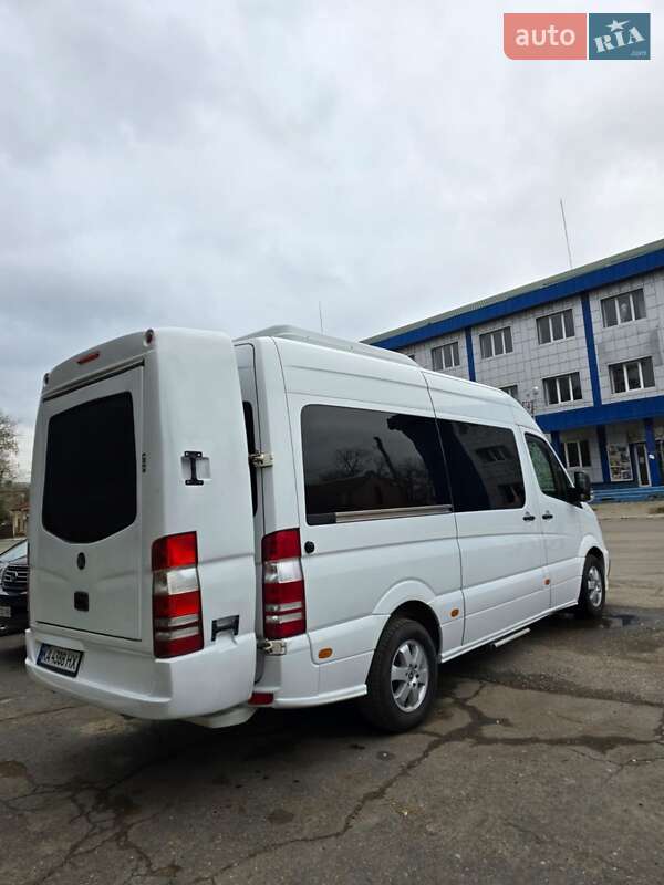 Мінівен Mercedes-Benz Sprinter 2016 в Рені