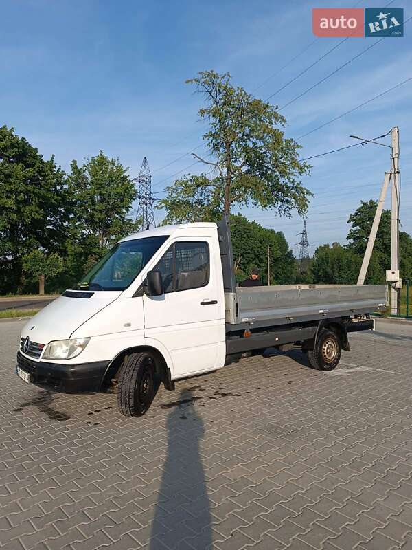 Mercedes-Benz Sprinter 2004